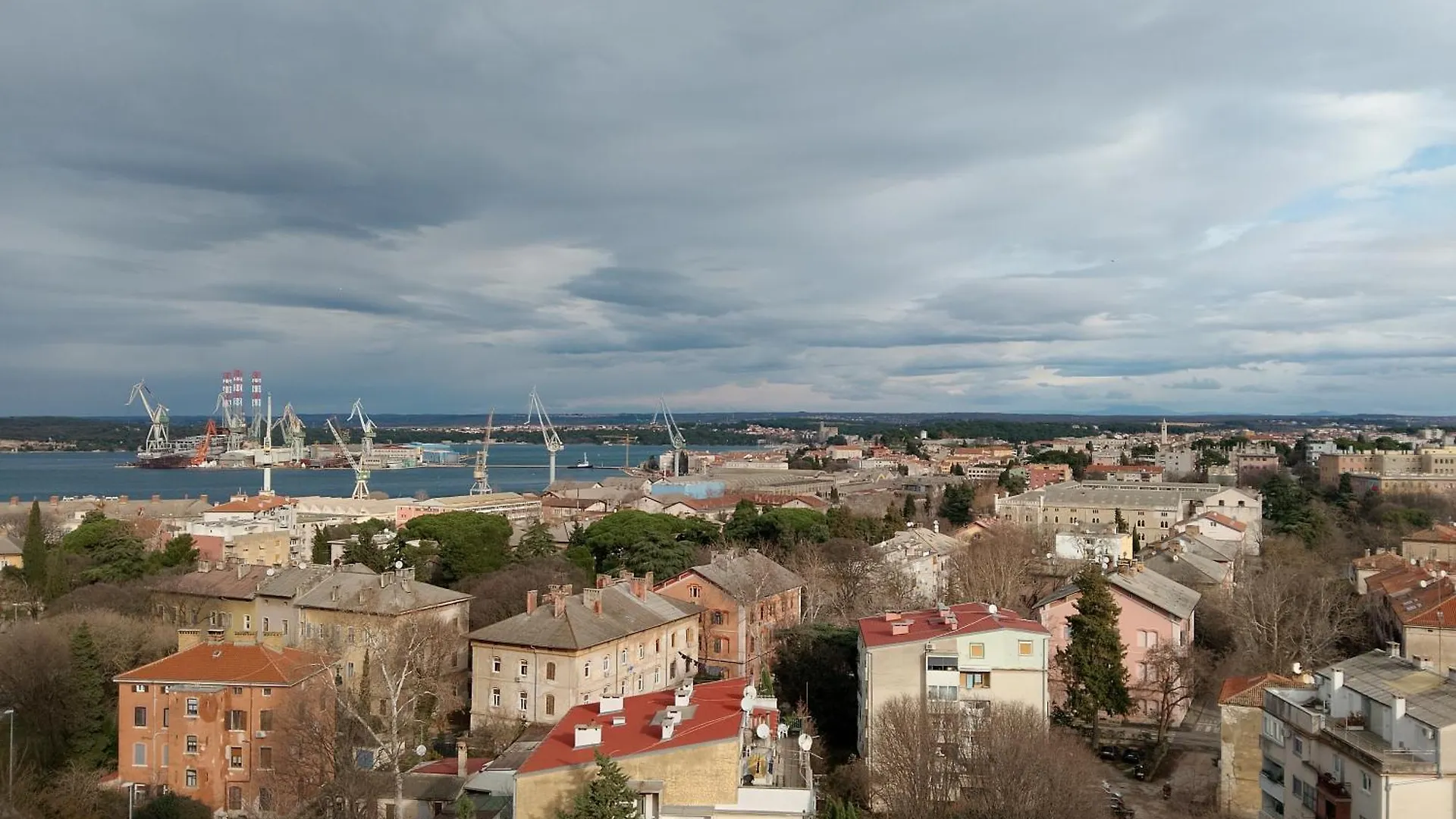 Rise And Shine! Apartment Pula